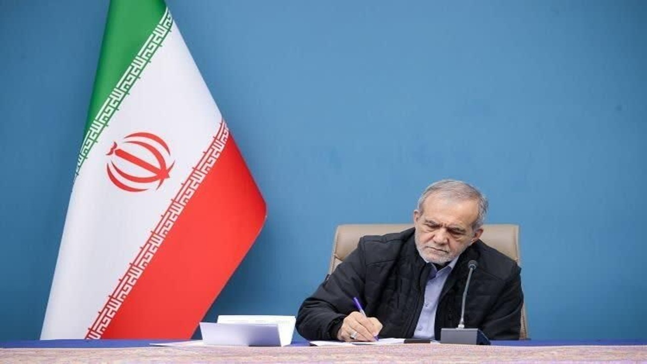 پیام پزشکیان به همایش بزرگداشت شهریار: او سنت شعر فارسی را به زبان زمانه پیوند زد