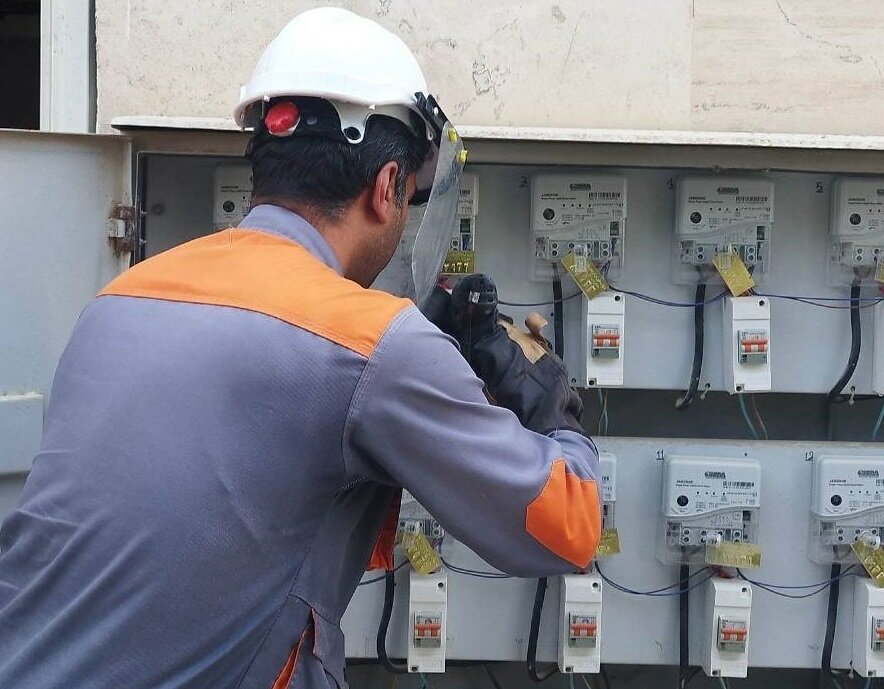 توانیر: ۱۲ میلیون کنتور هوشمند تا اوج مصرف تابستان ۱۴۰۶ نصب می‌شود؛ تعویض برای مشترکان فعلی رایگان است