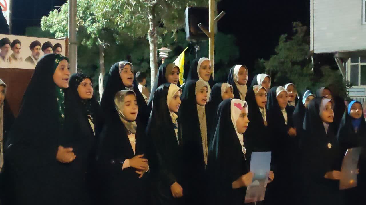 تجمع مردمی میثاق با ولایت در روستای همه‌کسی صالح آباد