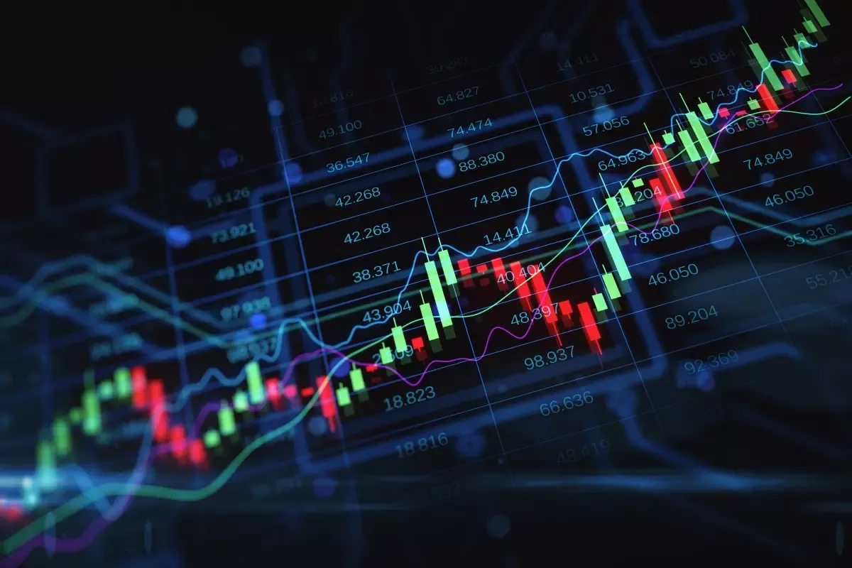 بورس در مدار قرمز؛ شاخص ۱۰۸ هزار واحد ریخت و پول حقیقی خارج شد