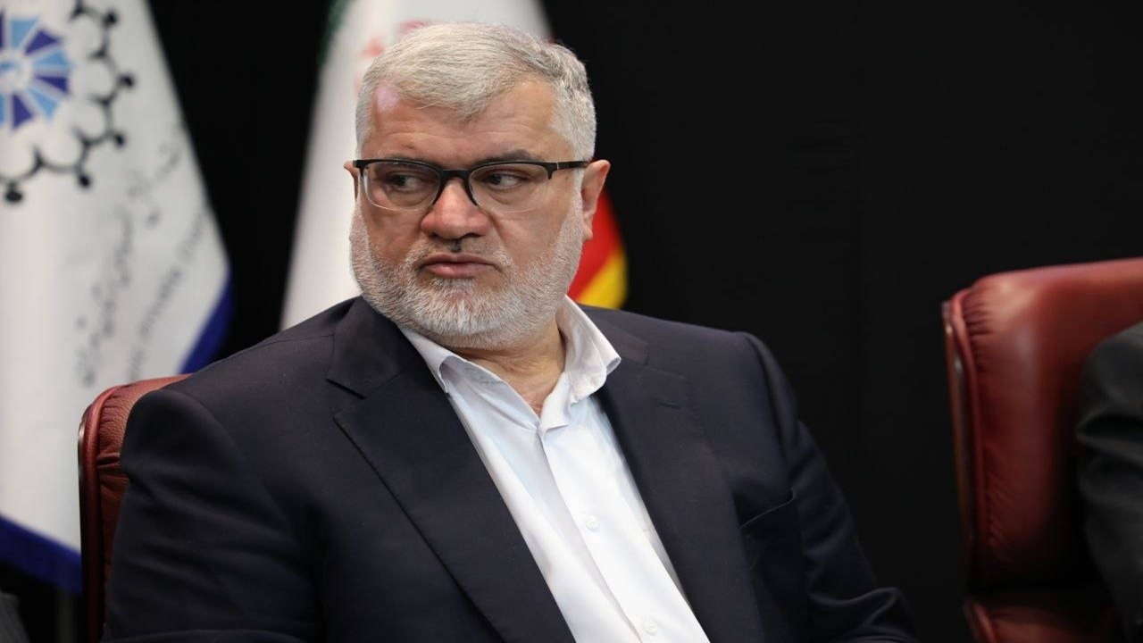 استاندار تهران: منطقه آزاد پایتخت سکوی جهش صادراتی می‌شود؛ ۱۵۰ هزار خودروی پاک در راه ناوگان عمومی
