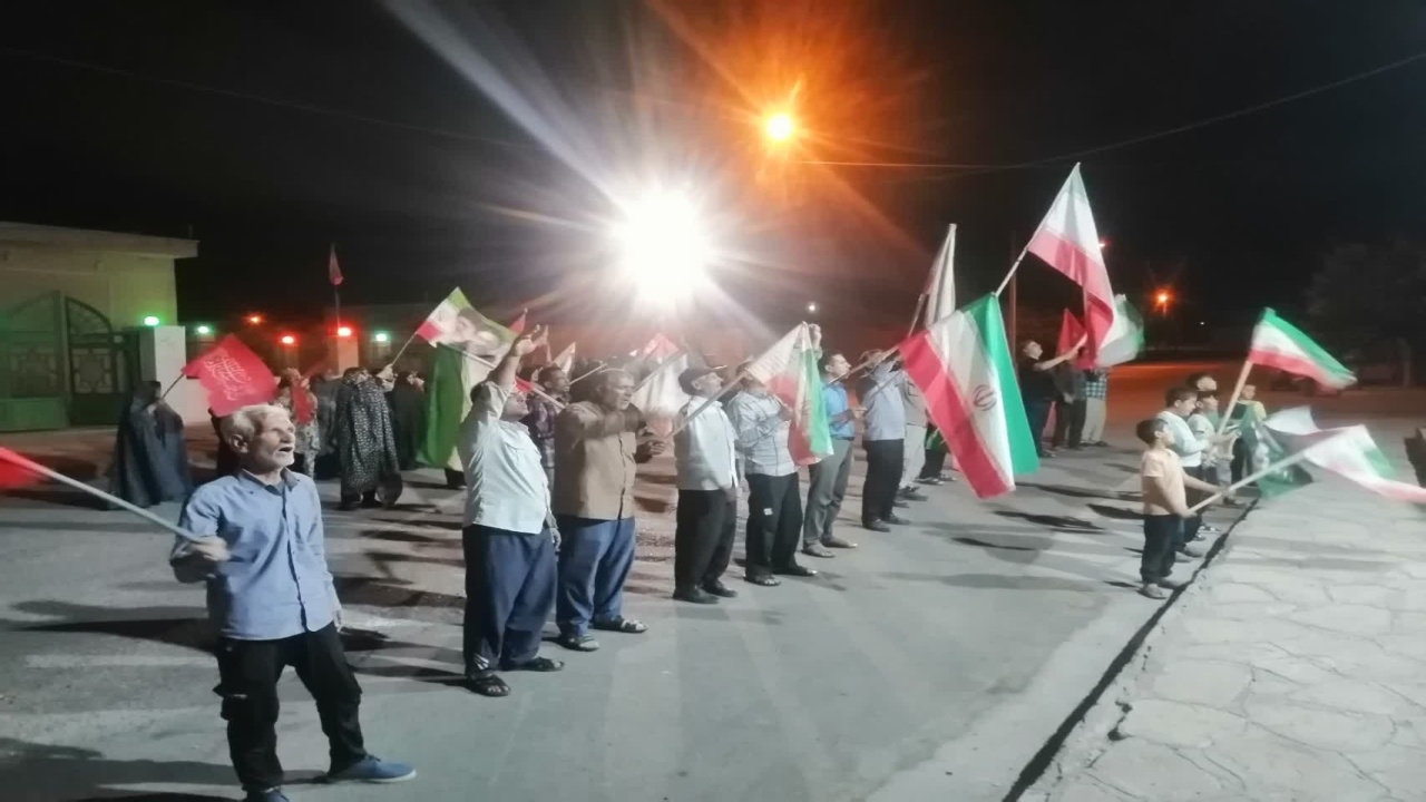 انارستانک در شب میلاد امام حسن عسکری (ع)؛ دویست و سومین گردهمایی ولایی مردم فردوس در میدان مقاومت